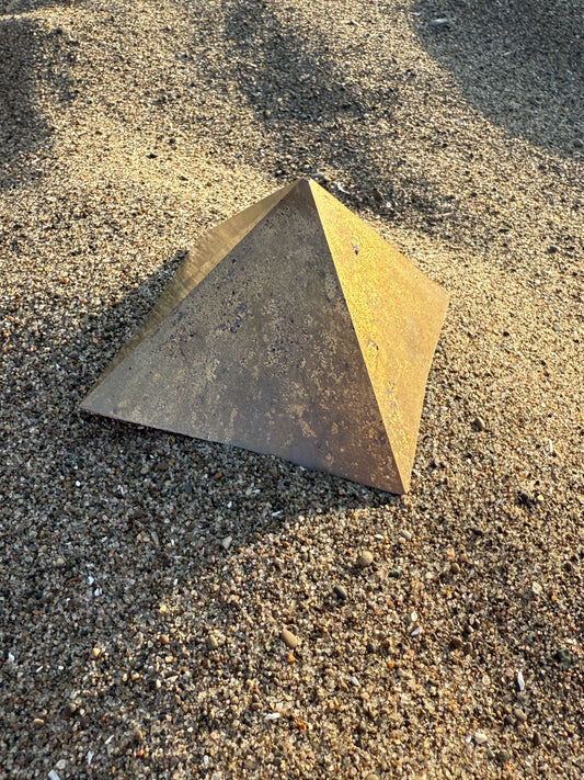 BRASS HARMONIC GIZA. Brass Copper Quartz Magic Mix Orgone. Giza Pyramid Energy. Crown Chakra Minerals. EMF Protection. Deep Sleep Raise Frequency