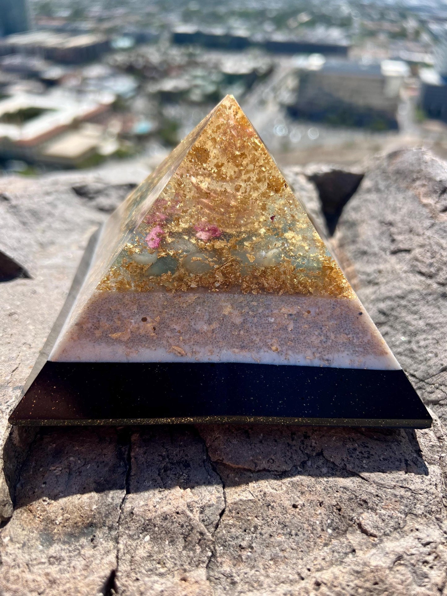 AQUA LIGHT. Aquamarine Shungite Magic Mix Orgone. Giza Pyramid Energy. Throat Balancing Minerals. EMF Protection. Deep Sleep Raise Frequency