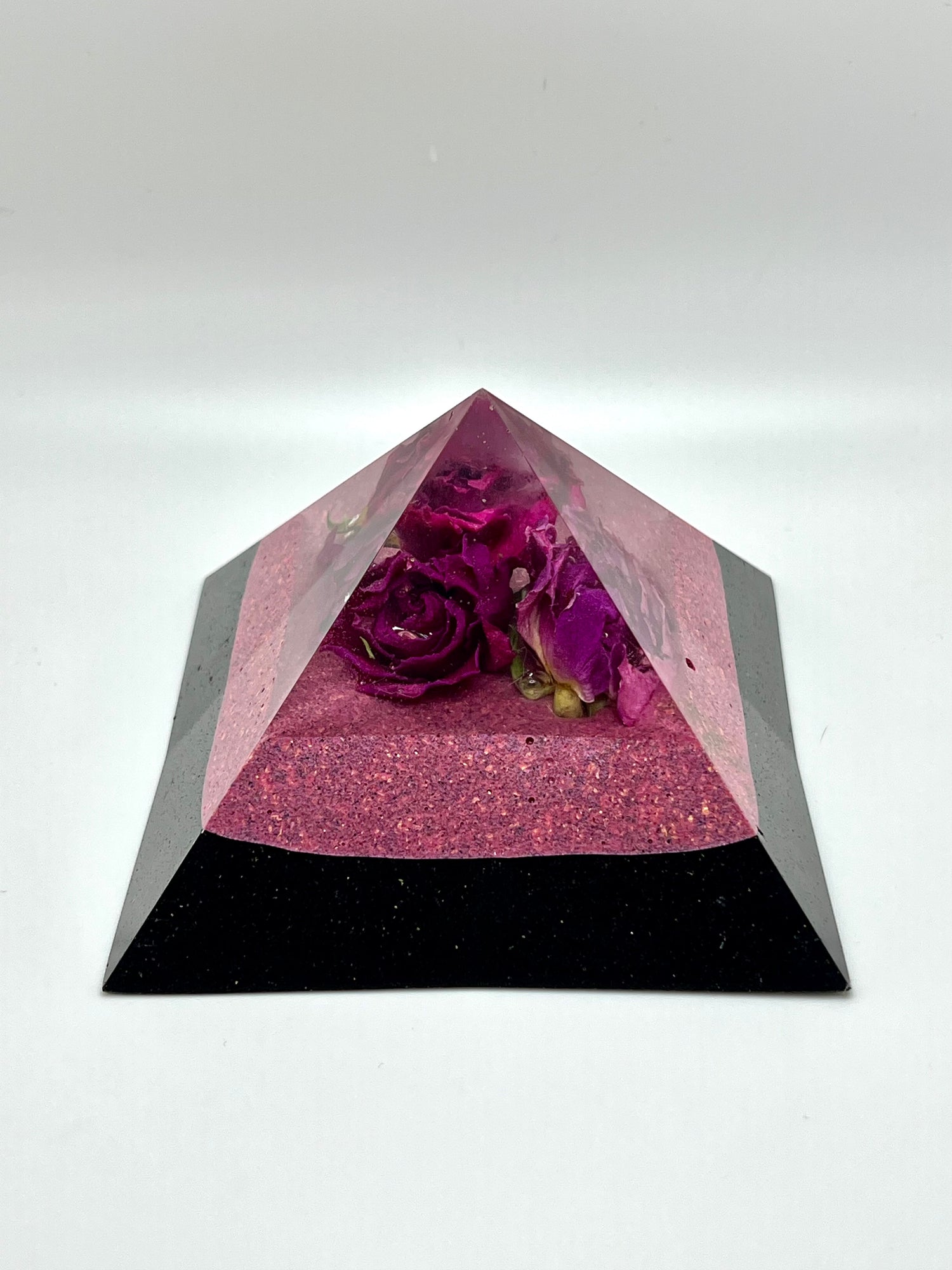 ROSE PASSION Quartz Magic Mix Earth Frequency Orgone Giza 8-Side Pyramid with Heart Chakra Balancing Minerals