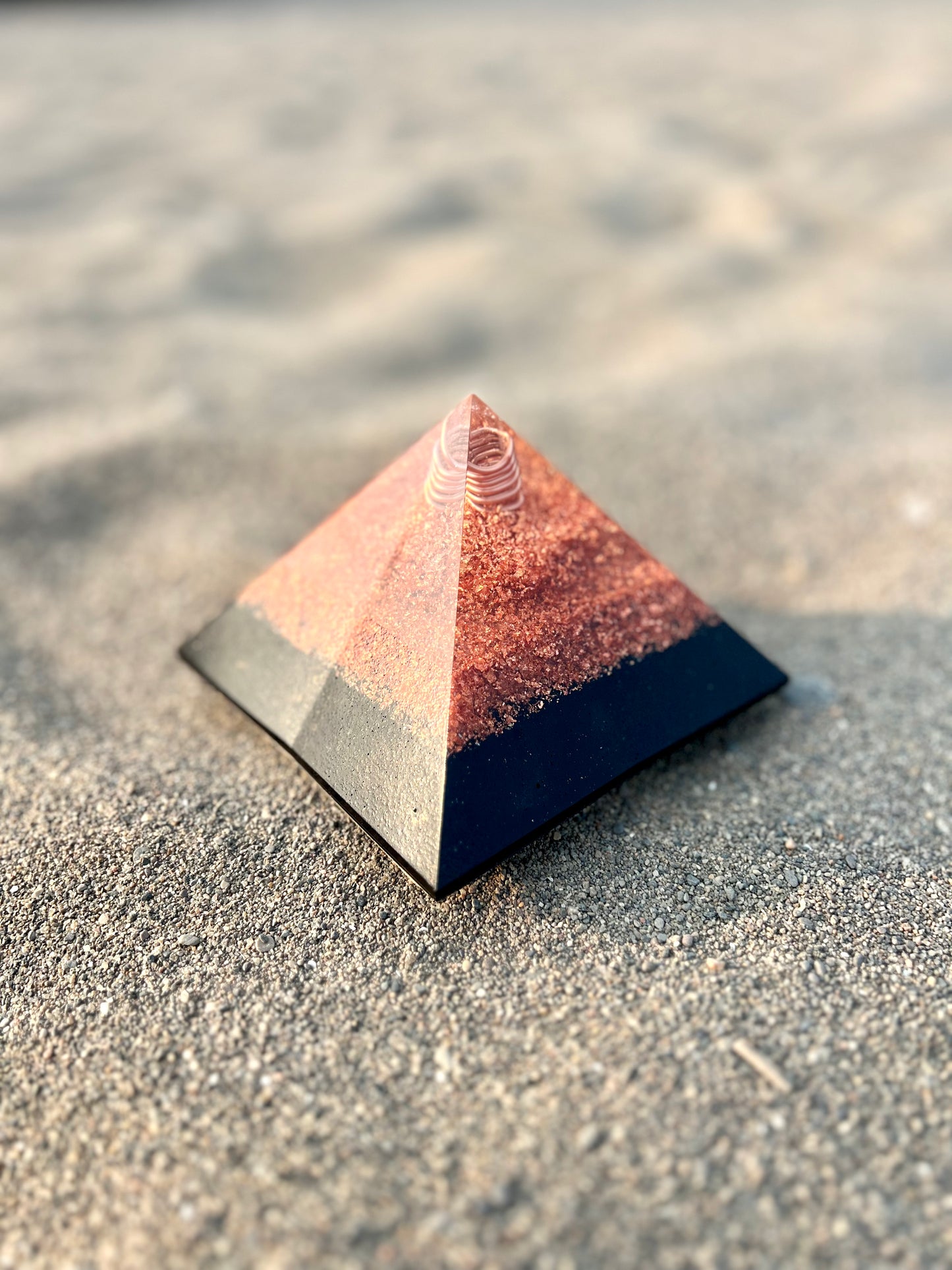 HARMONIC FIELD. Copper Wrapped Quartz. Full Magic Mix Orgone. Pyramid Energy. Chakra Minerals. EMF Protection. Deep Sleep. Raise Frequency.