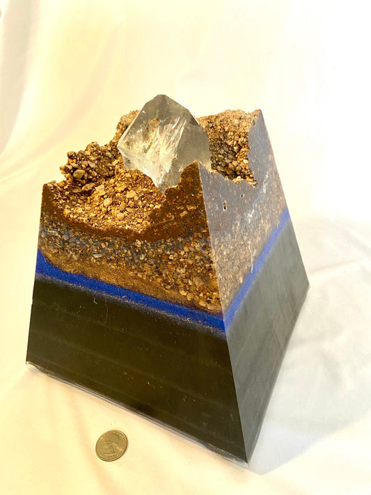 DESERT MOUNTAIN. Quartz. Shungite. Granite. Gans. Graphene. Ormus. Copper. Iron Orgone Pyramid. Sedona Vortex Sand. EMF Protection.