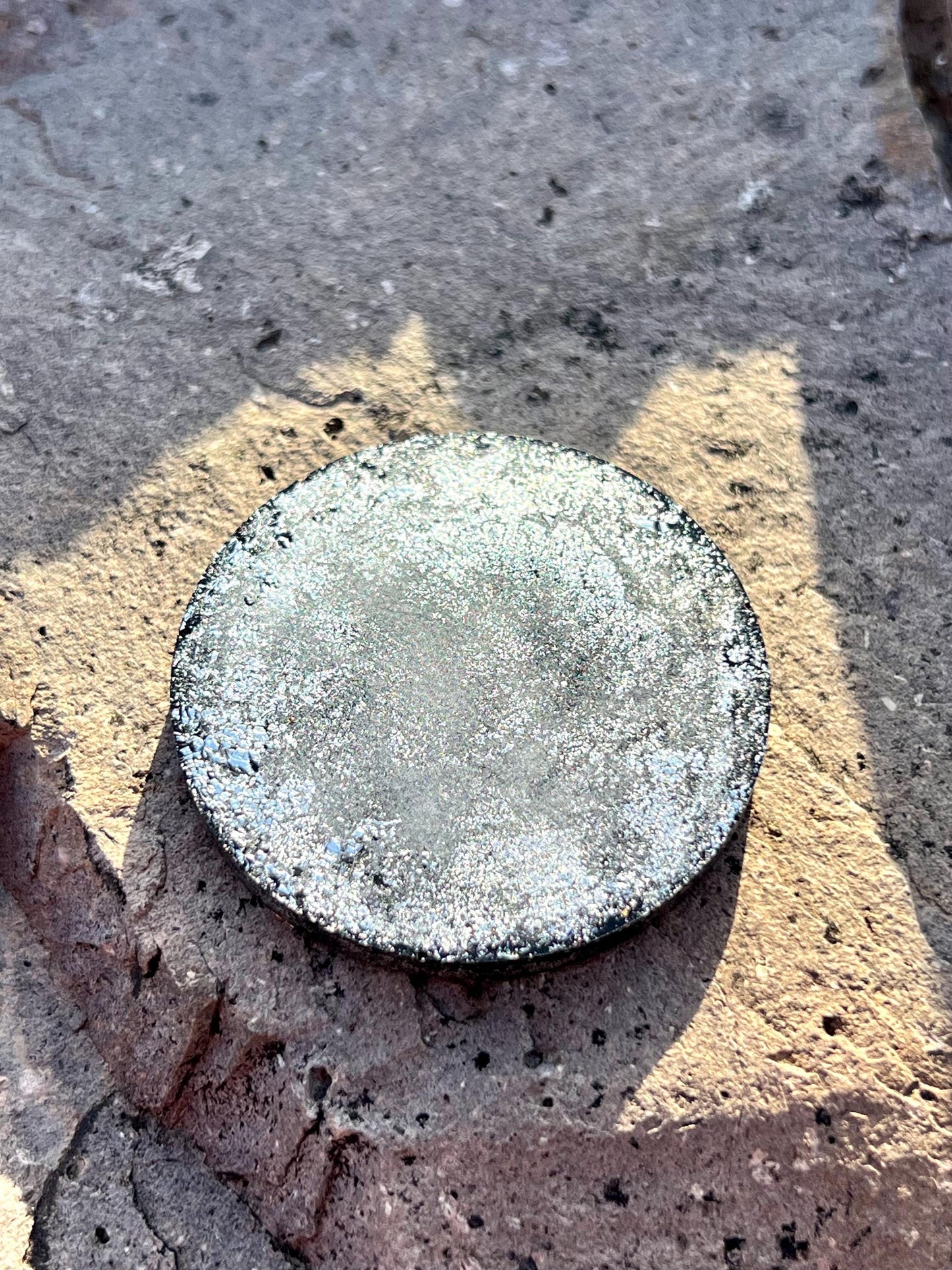 SUPER EMF STICKER (Silver) 1-Single! Magic Mix Anti-Emf Imi-Silver Gilded Cell Phone Sticker Disc